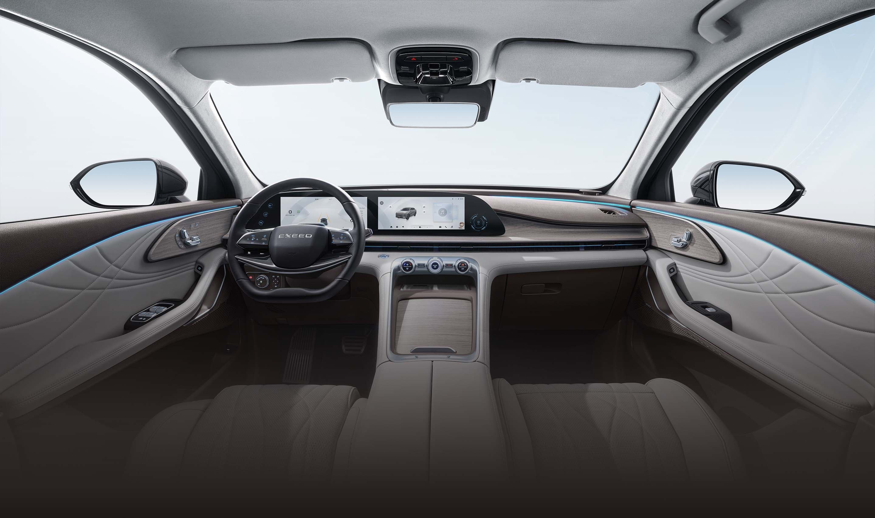 Exeed RX interior
